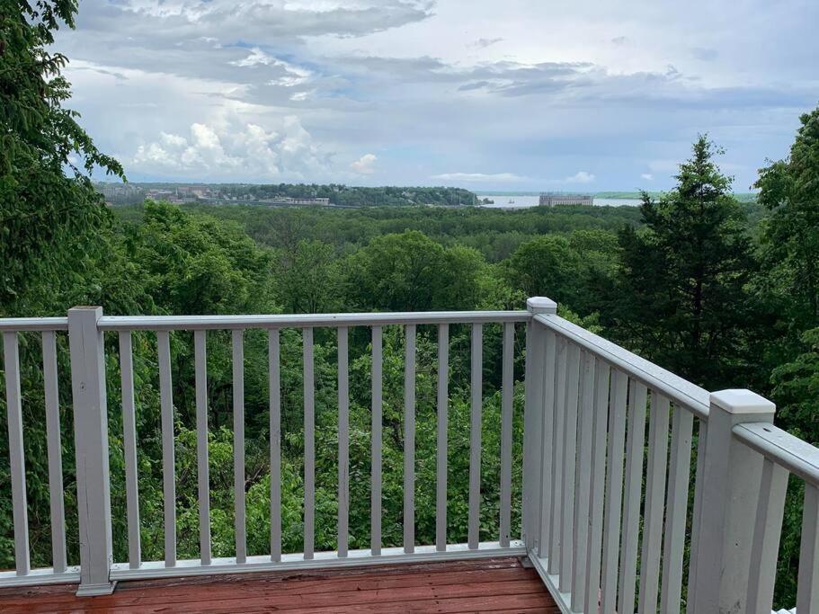 Finn'S Hideaway -Modern Family River Home Keokuk Extérieur photo